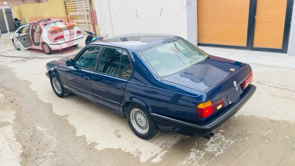 بي ام دبليو الفئة 7